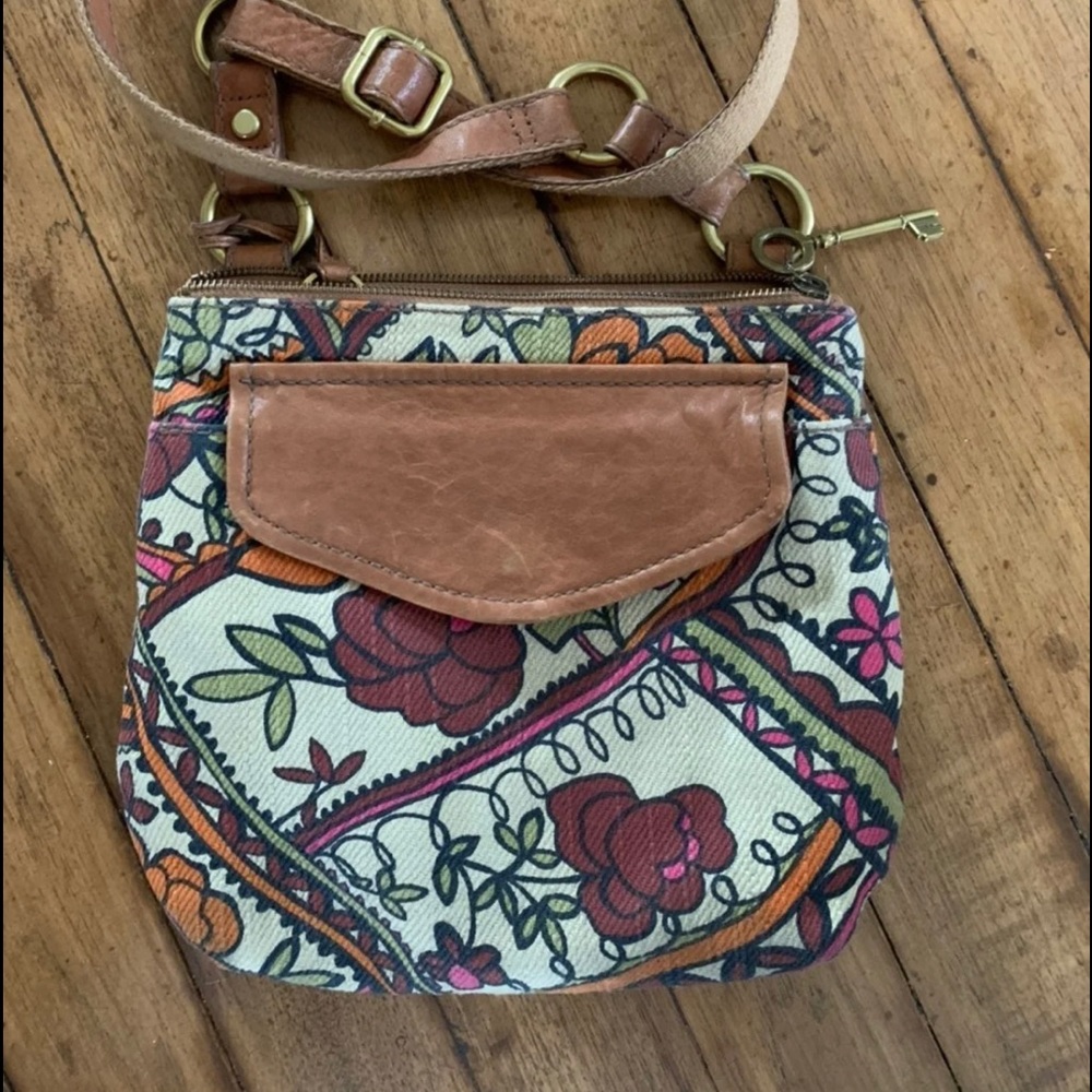 Fossil Purse - floral canvas and leather